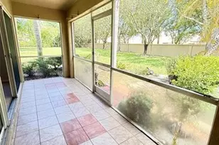 12123 SW 2nd St, Pembroke Pines, FL 33025 - Photo 14