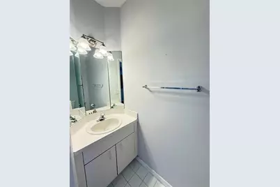 12123 SW 2nd St, Pembroke Pines, FL 33025 - Photo 12