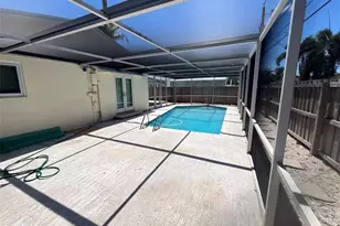 837 NW 9th Ave, Dania Beach, FL 33004 - Photo 10