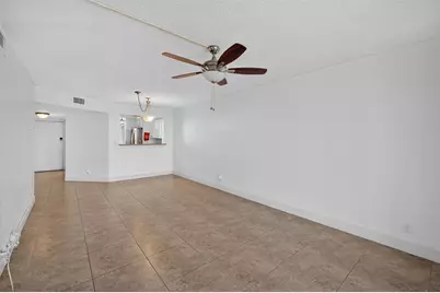 115  Lake Emerald Dr, Unit #403, Oakland Park, FL 33309 - Photo 12