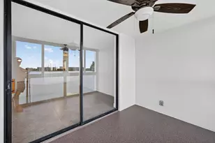 115 Lake Emerald Dr, Oakland Park, FL 33309 - Photo 16