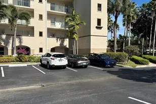 5938 Crystal Shores Dr, Boynton Beach, FL 33437 - Photo 2