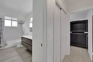 4001 N 41st Ct, Hollywood, FL 33021 - Photo 16