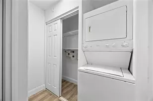 1801 NE 56th St, Fort Lauderdale, FL 33308 - Photo 22