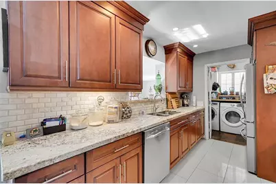 108 SE 14th Ct, Deerfield Beach, FL 33441 - Photo 18