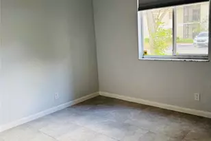 313 Gardens Dr, Pompano Beach, FL 33069 - Photo 4