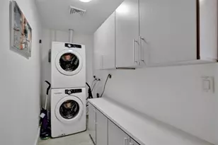 2111 N Ocean Blvd, Pompano Beach, FL 33062 - Photo 36