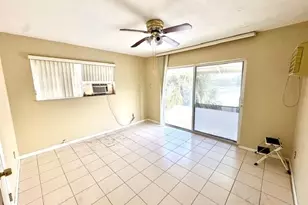 271 SW 11th Ave, Hallandale Beach, FL 33009 - Photo 18