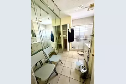 271 SW 11th Ave, Hallandale Beach, FL 33009 - Photo 24