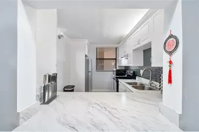 8437  Forest Hills Dr, Unit #203, Coral Springs, FL 33065 - Photo 2