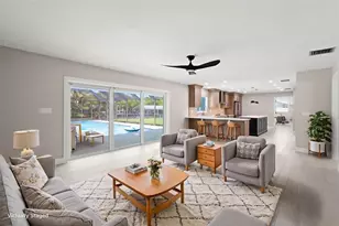 1709 Rio Vista Dr, Fort Pierce, FL 34949 - Photo 10