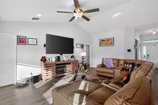 1702 SW Gloria Ln, Port Saint Lucie, FL 34953 - Photo 8