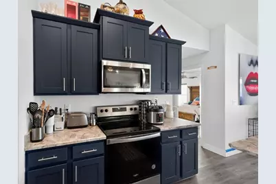 1702 SW Gloria Ln, Port Saint Lucie, FL 34953 - Photo 12