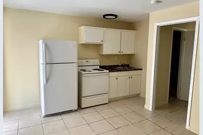 113 NW 27th Ave, Unit #10, Fort Lauderdale, FL 33311 - Photo 2