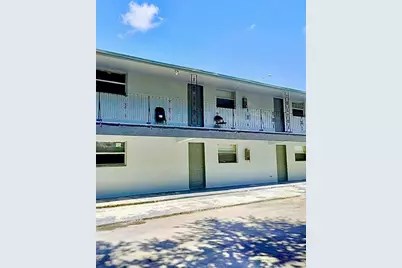 113 NW 27th Ave, Unit #10, Fort Lauderdale, FL 33311 - Photo 1