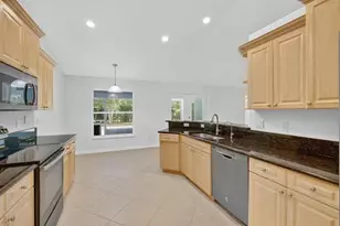 538 SW Nadell Ave, Port Saint Lucie, FL 34953 - Photo 8