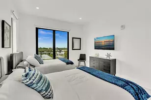 2100 Miami Rd, Fort Lauderdale, FL 33316 - Photo 20