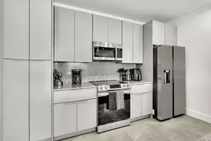 2100 Miami Rd, Fort Lauderdale, FL 33316 - Photo 30