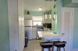 3212 NE 7th Pl, Pompano Beach, FL 33062 - Photo 4