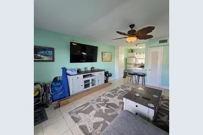 3212 NE 7th Pl, Unit #4, Pompano Beach, FL 33062 - Photo 2