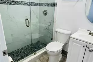 1031 NW 49th St, Fort Lauderdale, FL 33309 - Photo 10