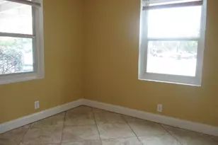 800 NW 15th Terrace, Fort Lauderdale, FL 33311 - Photo 6