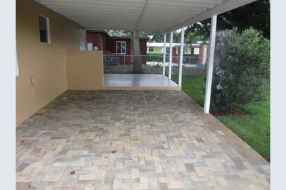 800 NW 15th Ter, Fort Lauderdale, FL 33311 - Photo 8