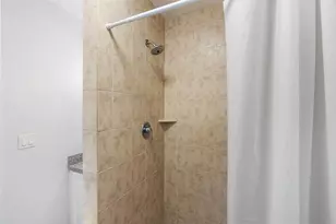 2000 NE 62nd St, Fort Lauderdale, FL 33308 - Photo 14