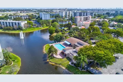 2202 S Cypress Bend Dr, Unit #906, Pompano Beach, FL 33069 - Photo 26