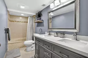 2202 S Cypress Bend Dr, Pompano Beach, FL 33069 - Photo 20