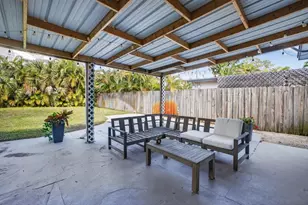 1383 NE 38th St, Oakland Park, FL 33334 - Photo 34