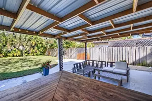 1383 NE 38th St, Oakland Park, FL 33334 - Photo 38