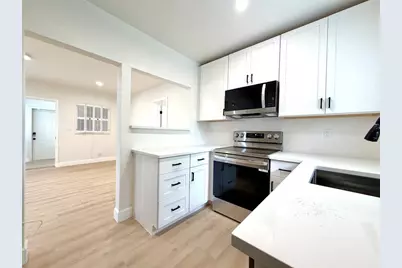 2943 NW 13th St, Fort Lauderdale, FL 33311 - Photo 16