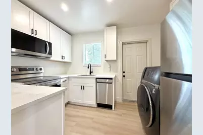 2943 NW 13th St, Fort Lauderdale, FL 33311 - Photo 18