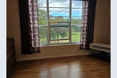 605  Oaks Dr, Unit #405, Pompano Beach, FL 33069 - Photo 8