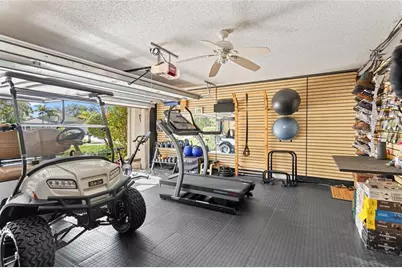 9901 SW 23rd St, Davie, FL 33324 - Photo 32