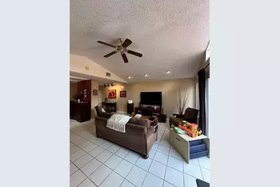 9355 NW 18th Pl, Plantation, FL 33322 - Photo 16