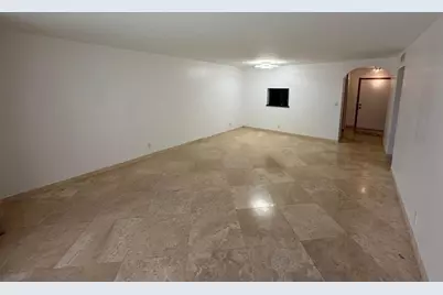 1000 NE 12th Ave, Unit #307, Hallandale Beach, FL 33009 - Photo 6