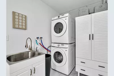 2105 NE 62nd St, Fort Lauderdale, FL 33308 - Photo 42