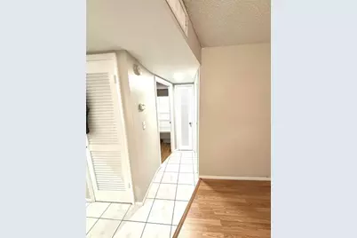 3091 E Sunrise Lakes Dr, Unit #101, Sunrise, FL 33322 - Photo 8