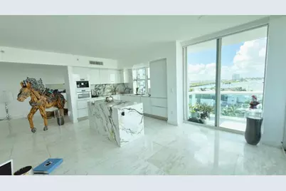 7910  Harbor Island Dr, Unit #805, North Bay Village, FL 33141 - Photo 2