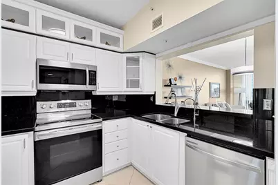 3020 NE 32nd Ave, Unit #805, Fort Lauderdale, FL 33308 - Photo 4
