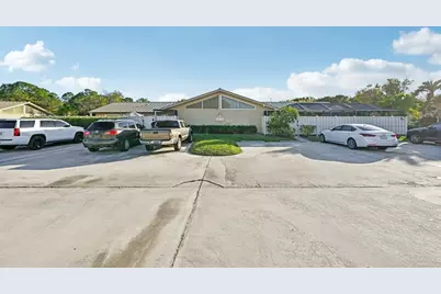 5760  Golden Eagle Circle, Palm Beach Gardens, FL 33418 - Photo 2