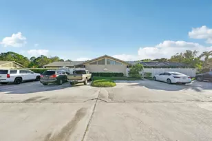 5760 Golden Eagle Cir, Palm Beach Gardens, FL 33418 - Photo 2