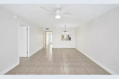 9430  Poinciana Pl, Unit #415, Davie, FL 33324 - Photo 14