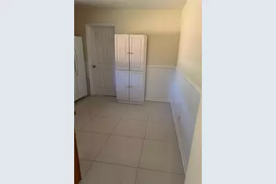 881 NW Zinnia Ln, Plantation, FL 33317 - Photo 22