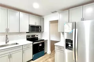 2510 SW 81st Ave, Davie, FL 33324 - Photo 2