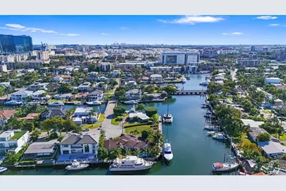 1429 SE 12th Ct, Fort Lauderdale, FL 33316 - Photo 14