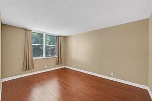 9235 Lagoon Pl, Davie, FL 33324 - Photo 20