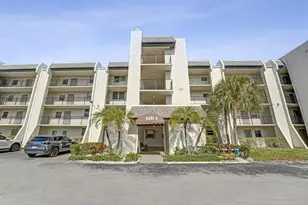 9235 Lagoon Pl, Davie, FL 33324 - Photo 2